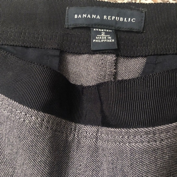 Banana Republic Grey With Black Waistband Stretch Pants Sz 2 EUC - Picture 5 of 5